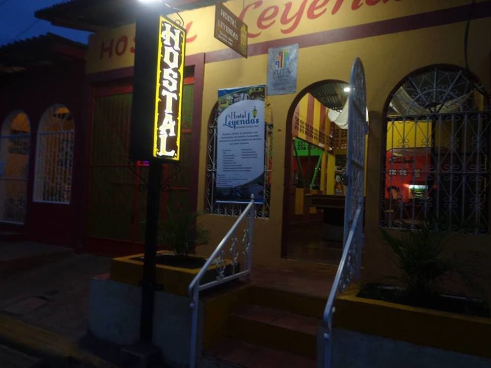 Hostal Leyendas León Exterior foto